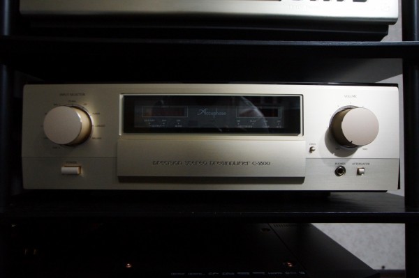 プリアンプ　Accuphase C-3800 　