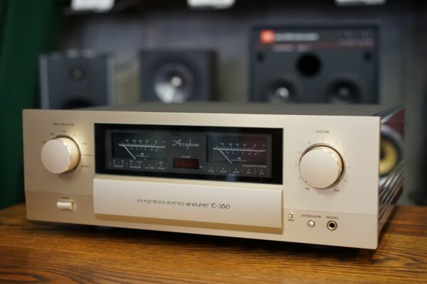 ACCUPHASE E-360 中古 山口