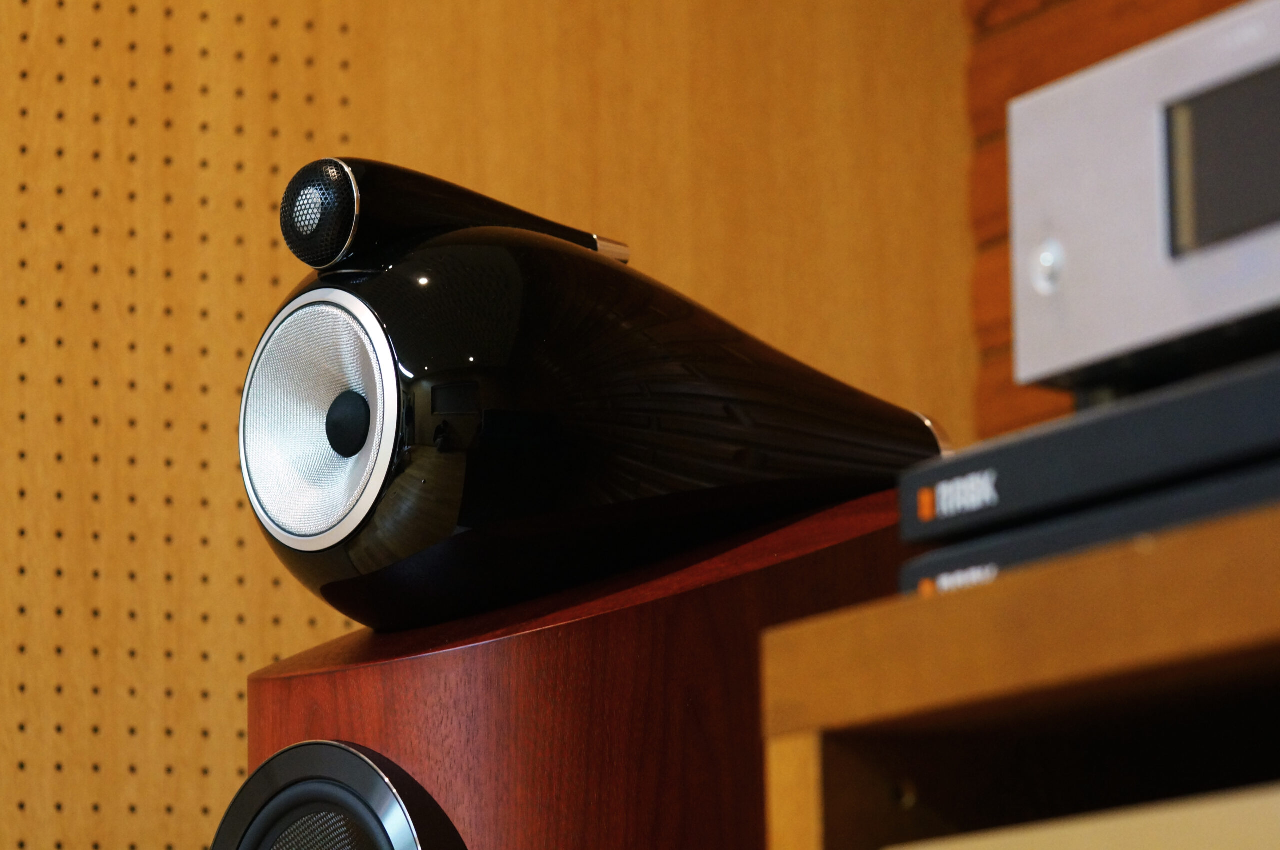 Bowers &Wilkins 803d3納品レポート - サウンドテック