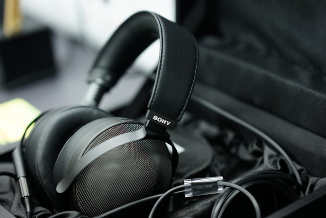 SONY MDR-Z1R_2