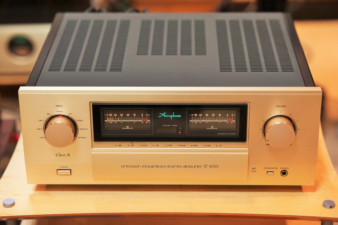 ACCUPHASE E-650