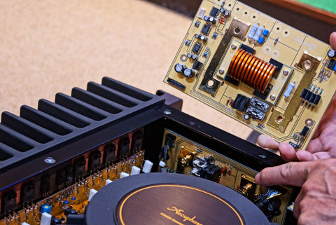 Accuphase A-200 (10)