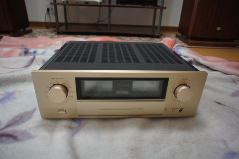 ACCUPHASE E-360