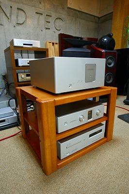 LUXMAN D-06 C-800f M-800f Consensus Audio