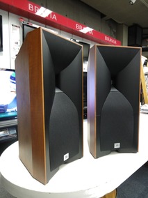 JBL S4700 ACCUPHASE P-6100 DP-700 STUDIO 530CH