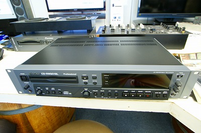 アキュフェーズ E560 ミュージックバード TASCAM