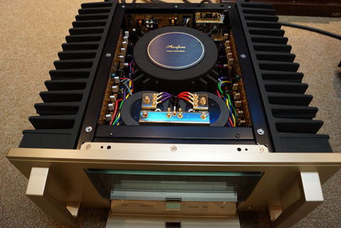 Accuphase A-200 (8)