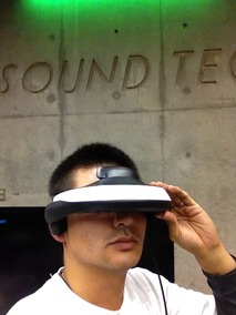 SONY 3D対応ヘッドマウントディスプレイ HMZ-T1